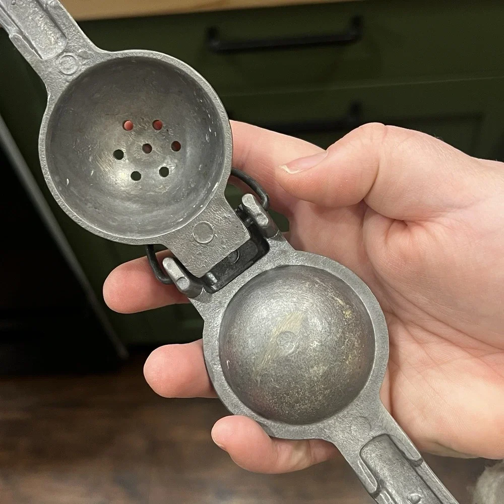 Vintage Ra Chand Citrus Hand Juicer Aluminum‎ Heavy Duty Manual Press Mexico